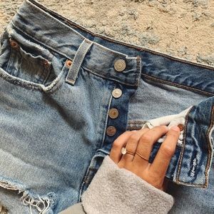 Levi’s shorts, size 25